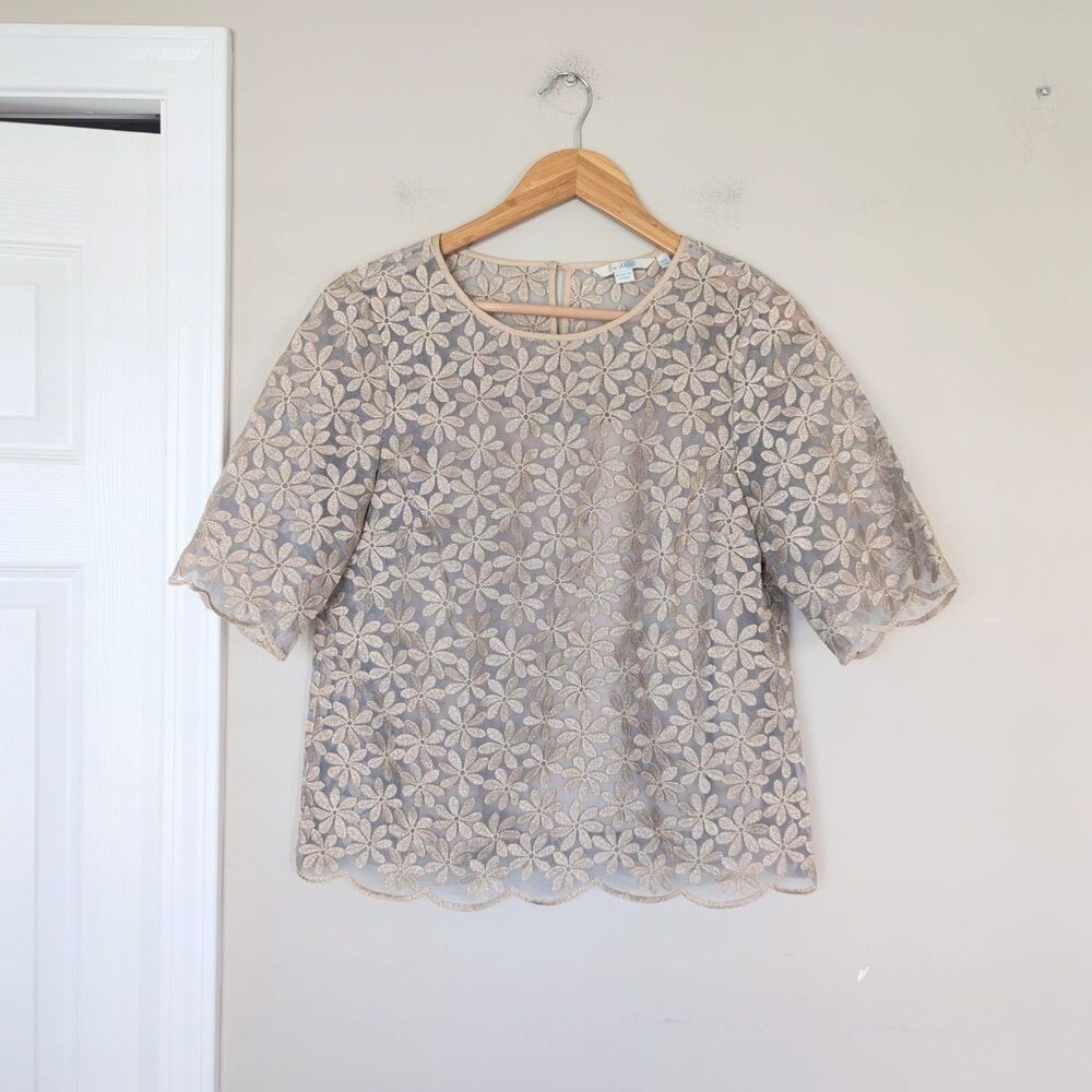 Boden Gold Sheer Daisy Floral Embroidered Short Sleeve T Shirt Size 8 Holiday